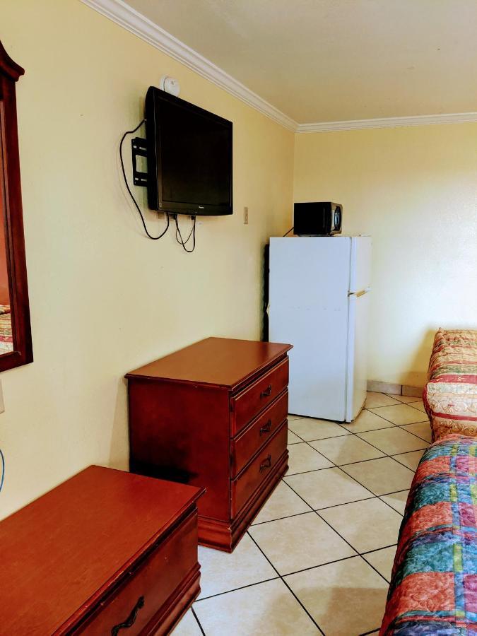 Lake Houmas Inn エクステリア 写真
