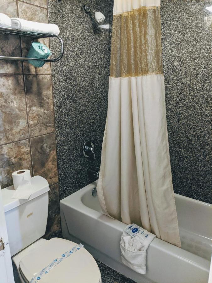 Lake Houmas Inn エクステリア 写真