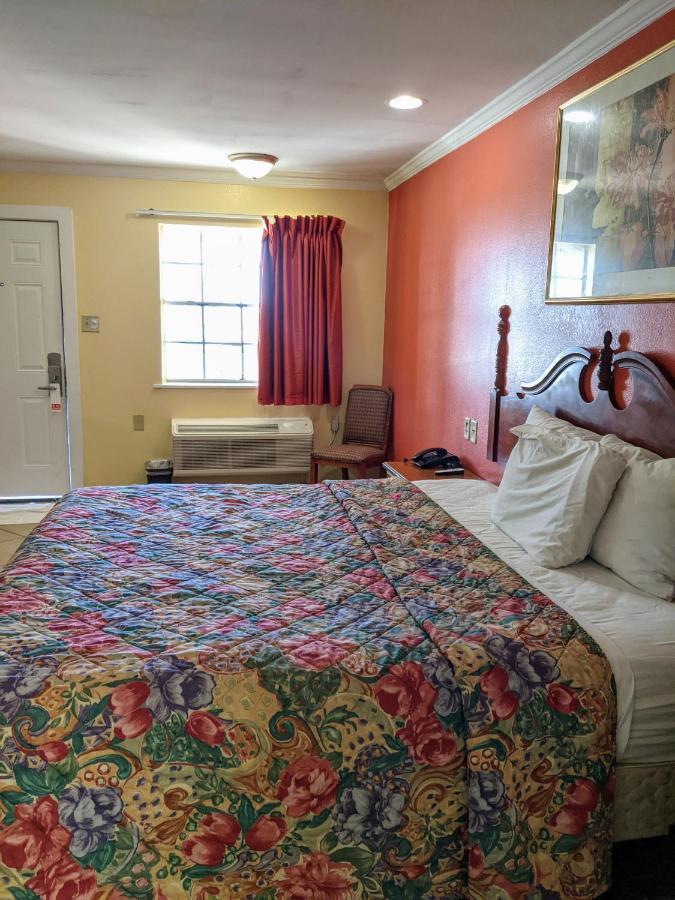 Lake Houmas Inn エクステリア 写真
