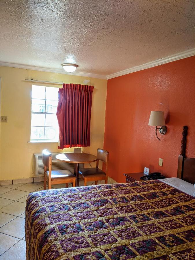 Lake Houmas Inn エクステリア 写真